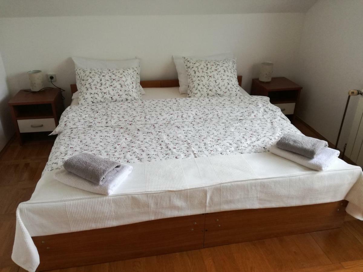 Apartman Jasmin Apartment Catrnja Exterior photo